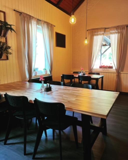 Penzion & Restaurace U Vily Sezimovo Usti المظهر الخارجي الصورة